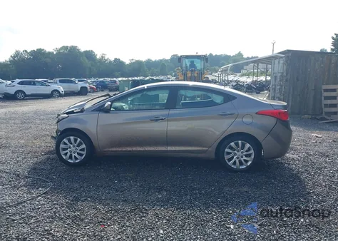 2012 Hyundai Elantra Gls z USA, uszkodzony, nr VIN 5NPDH4AE5CH124879